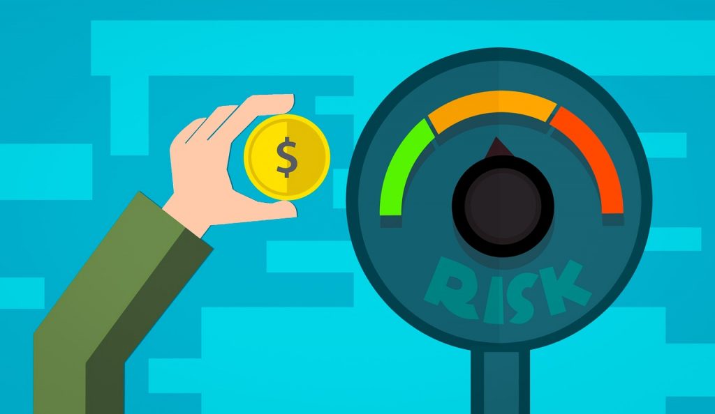 Investing Risk Control Insurance - mohamed_hassan / Pixabay